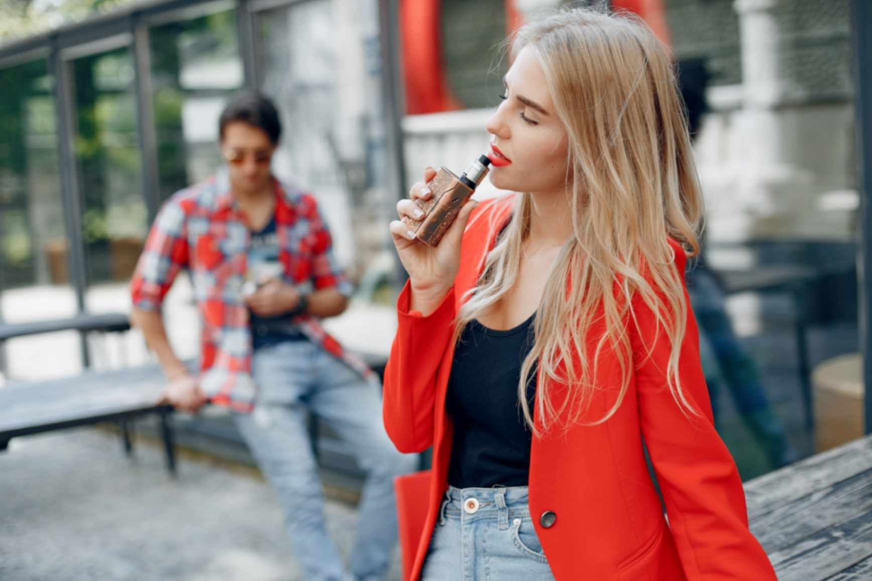 Can Reusable Vapes Replace Disposables in the UK?