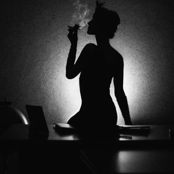 7 Celebrities Who Switched to E-Cigs