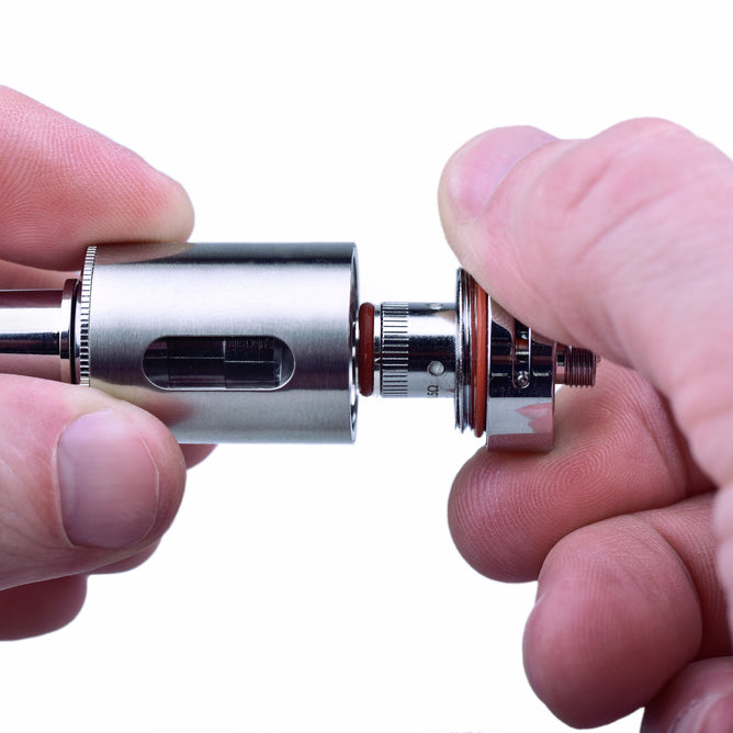 The Impact of Vape Tank Design on Performance and User Experience