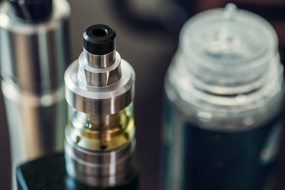 What are some maintenance tips for Freemax vape tanks?