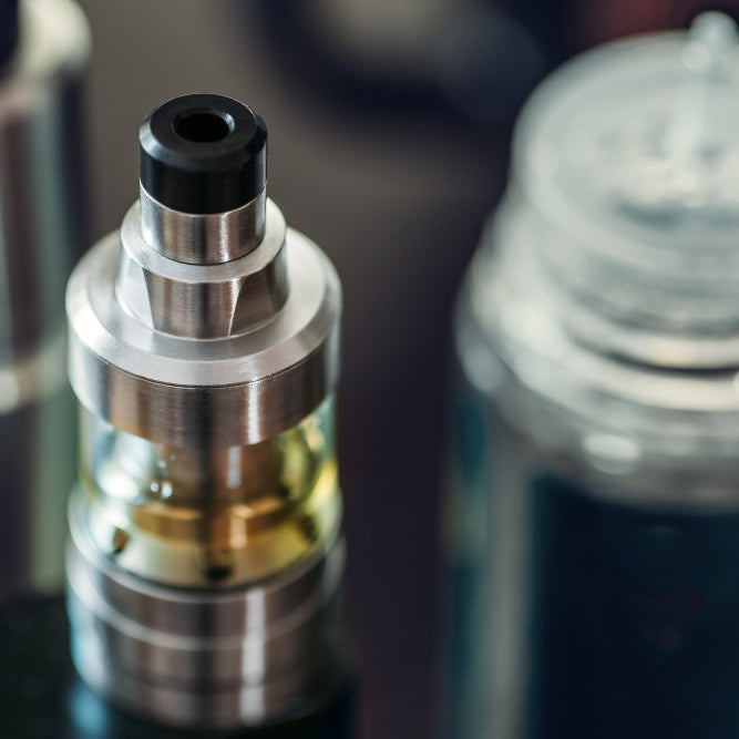 What are some maintenance tips for Freemax vape tanks
