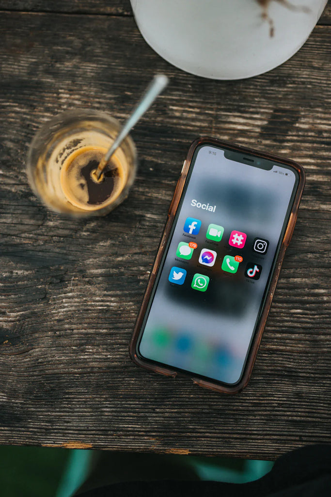 Vaping and Social Dynamics: Relationships Reimagined