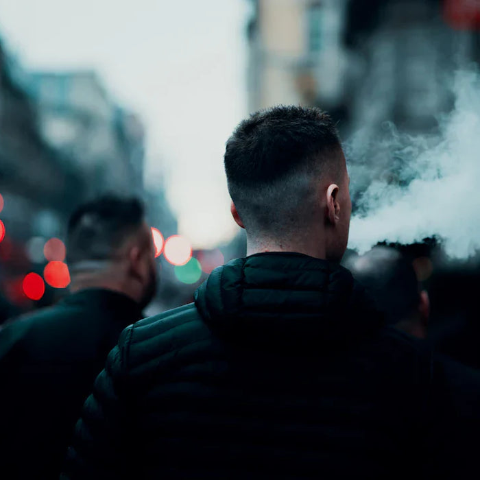 Mastering Vaping Etiquette in Public Spaces