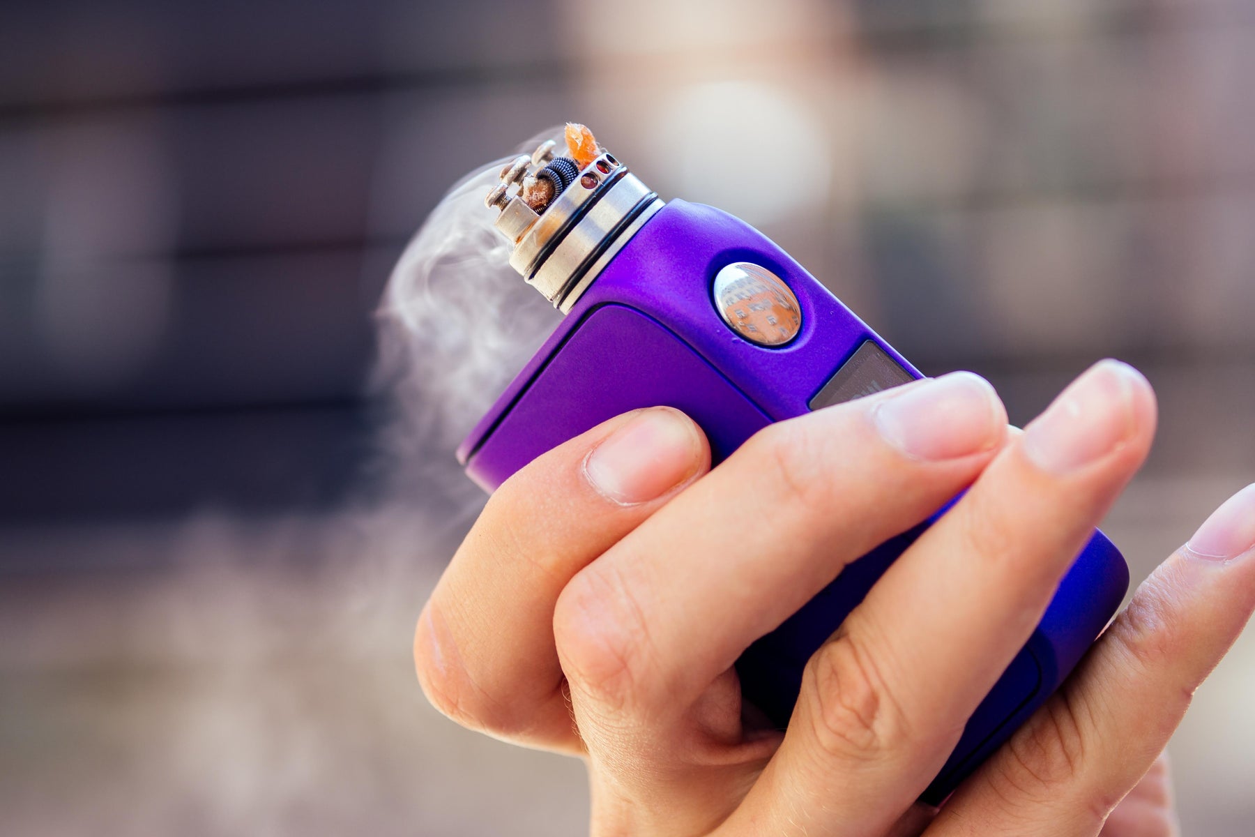 How much money can I save by switching to a reusable vape?